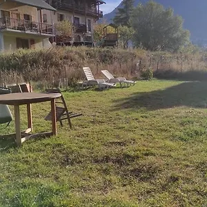 Appartement T3 Lumineux Avec Balcon, Guillestre